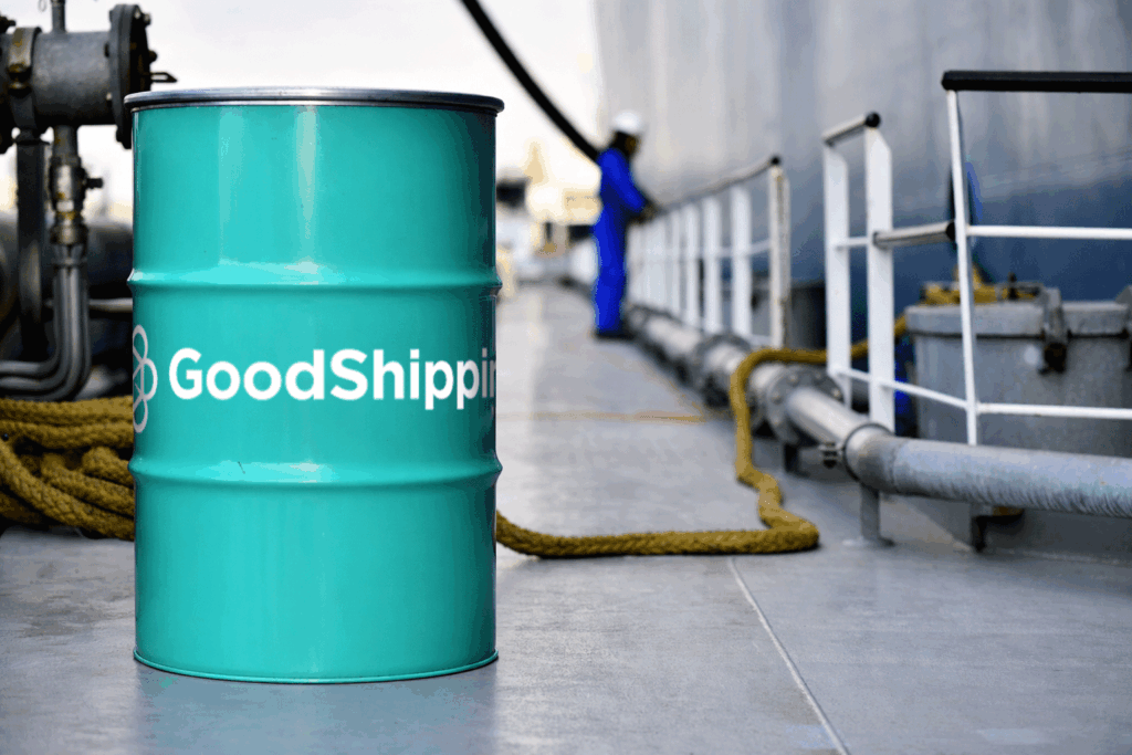 Containerschip op zee als symbool voor GoodShipping ocean freight insetting, duurzame maritieme biobrandstoffen en traceerbare CO₂e-reductie.